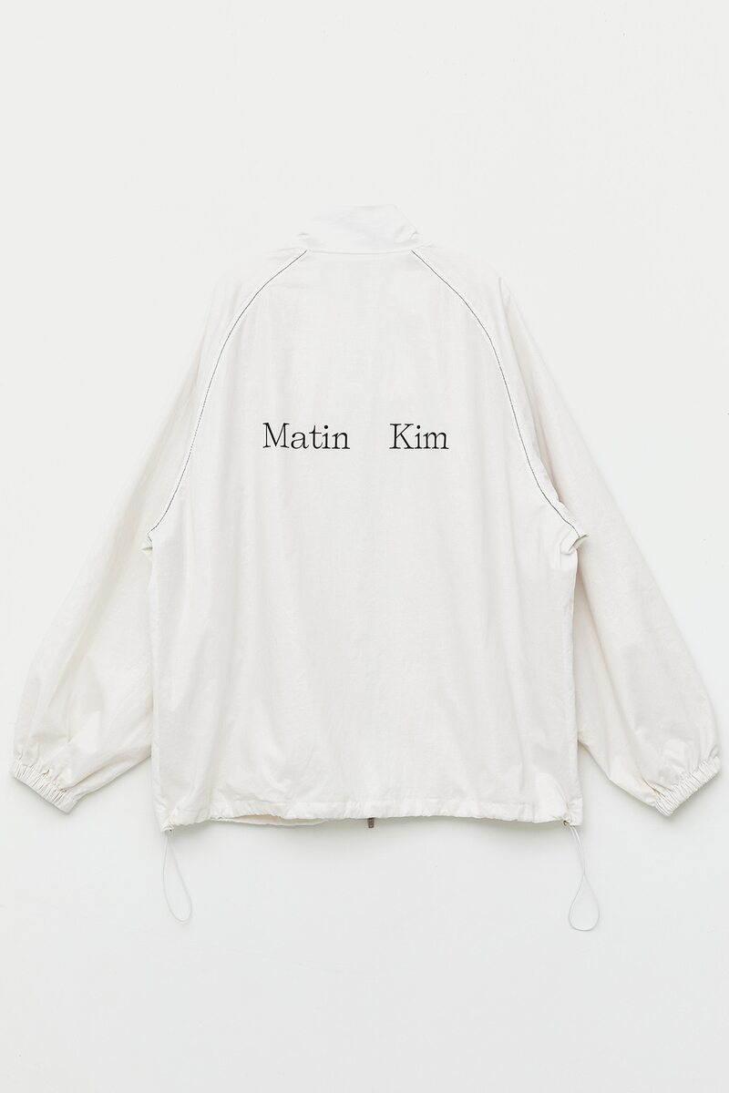 Matin Kim마뗑킴]MATIN KIM LOGO COATING JUMPER