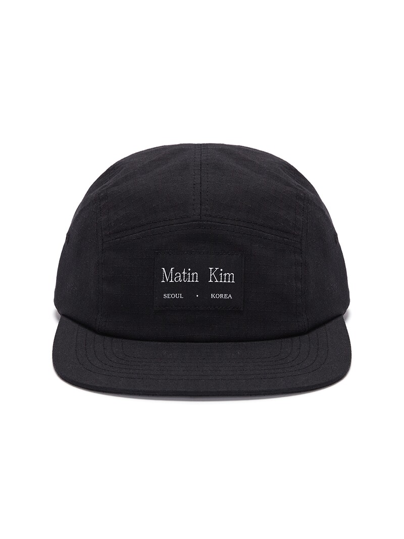 Matin Kim마뗑킴]LOGO LABEL SOLID CAMP CAP IN BLACK
